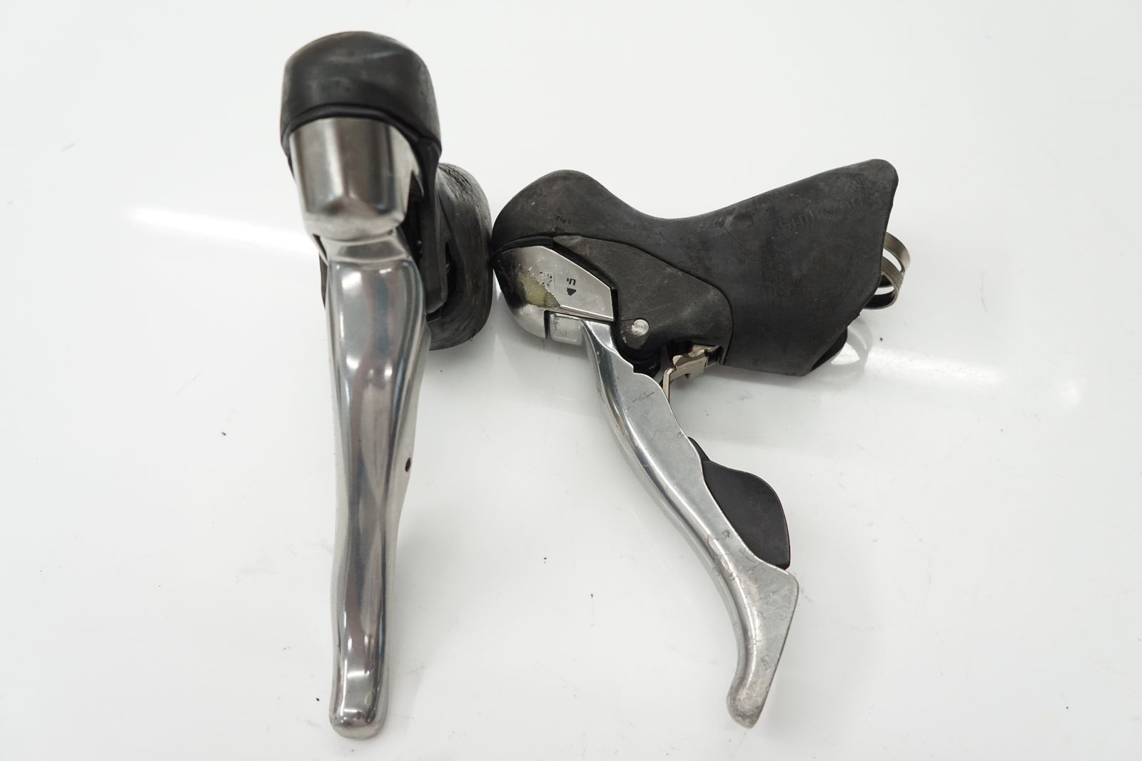 SHIMANO 「シマノ」 105 ST-5700 デュアルコントロールレバー / バイチャリ浦和ベース