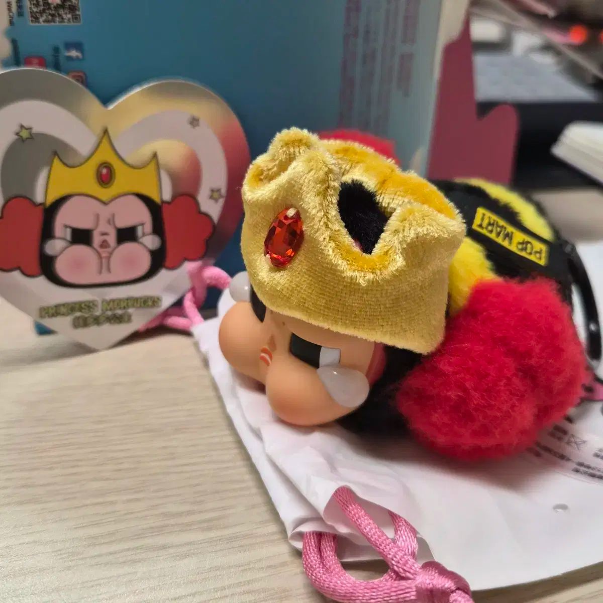 popmart crybaby パワパフ　クライベイビー　キーホルダー POPMART crybaby パワーパフガールズ キーホルダー ぬいぐるみ