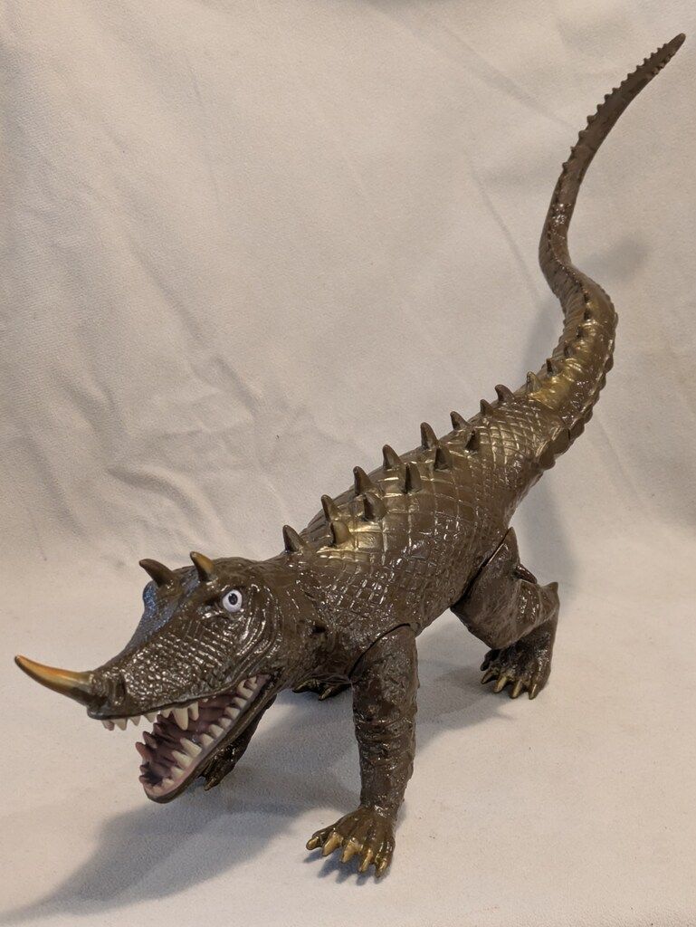 ​【新品未開封】エクスプラス 大怪獣シリーズ バルゴン ソフビ組み立てキット エクスプラス 大怪獣シリーズ バルゴン' ソフビキット 茶成型 - メルカリ