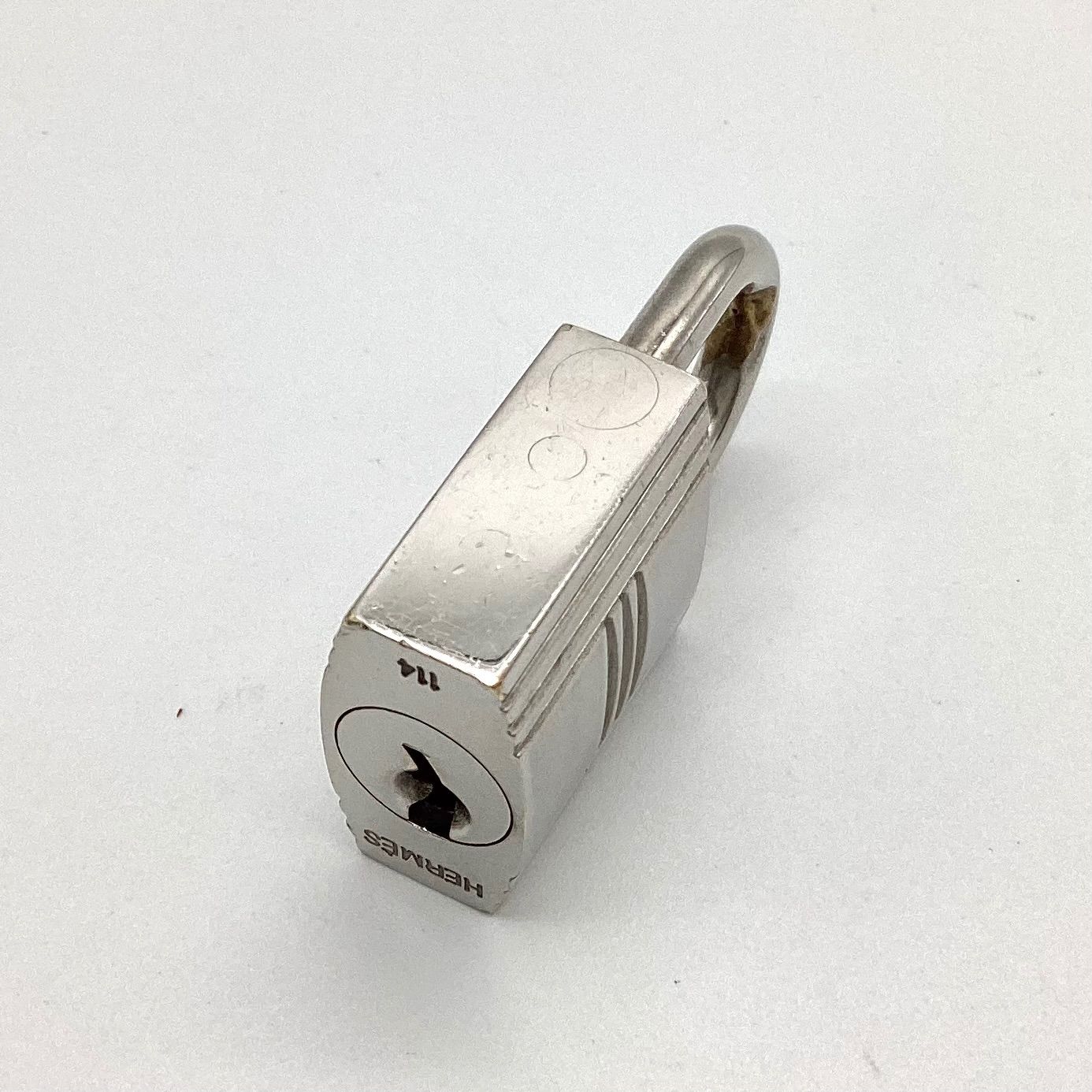 ⭐️極美品⭐️ エルメス　カデナ　パドロック　鍵　no.104 シルバー　男女共用 ⭐️極美品⭐️エルメス カデナ パドロック 鍵 no.114 シルバー