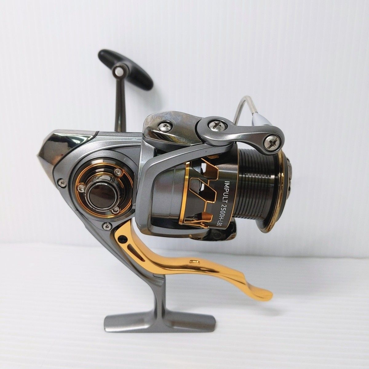 中古品】DAIWA ダイワ 17インパルト 2500H-LBD リール 〇YR 中古品】DAIWA ダイワ 17インパルト 2500H-LBD リール 〇YR