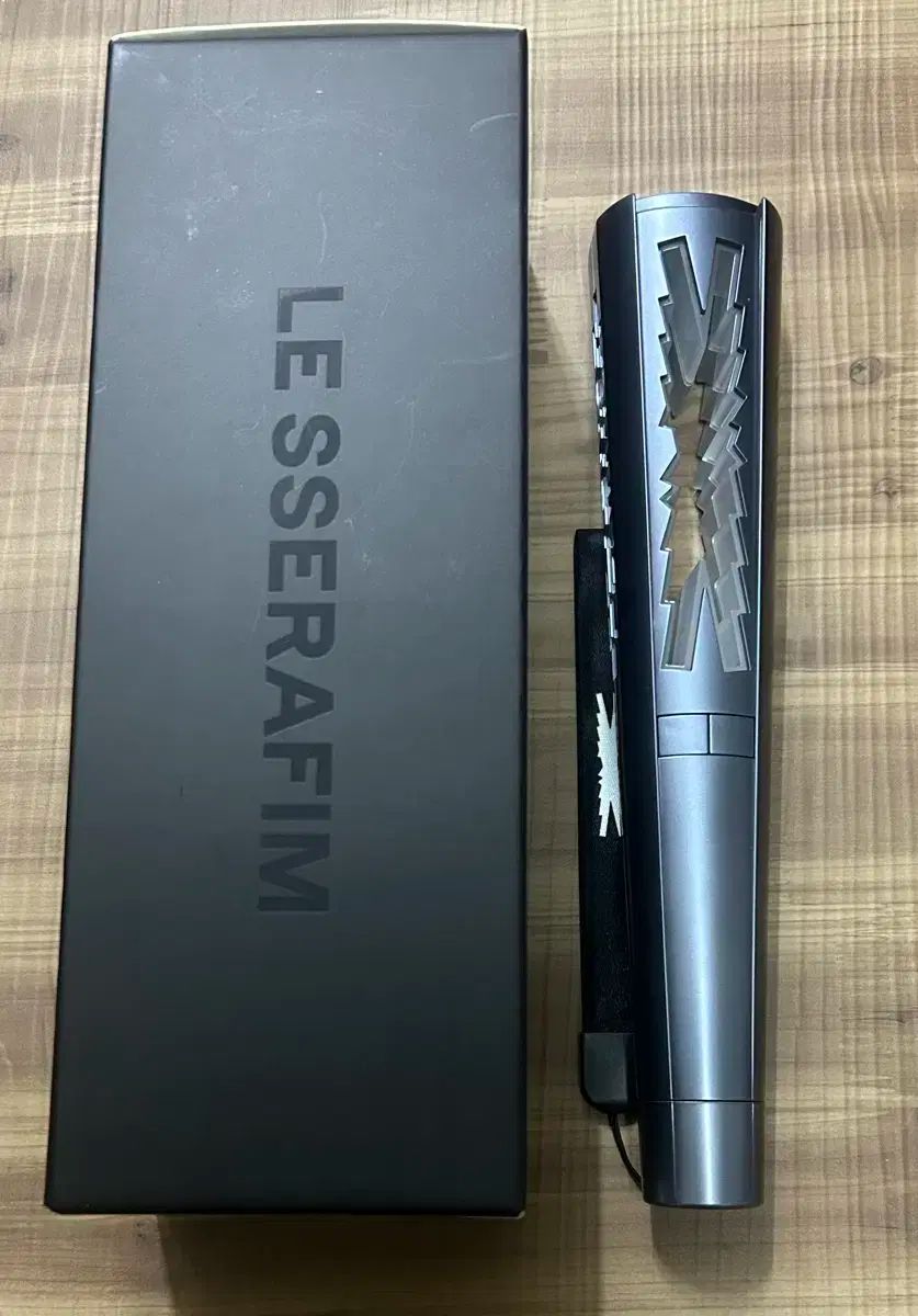 LE SSERAFIM ルセラフィム ペンライト LE SSERAFIM ペンライト LE