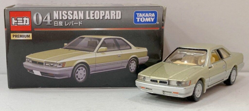 トミカプレミアム 04 日産 レパード 旧パッケージ 新パッケージ
