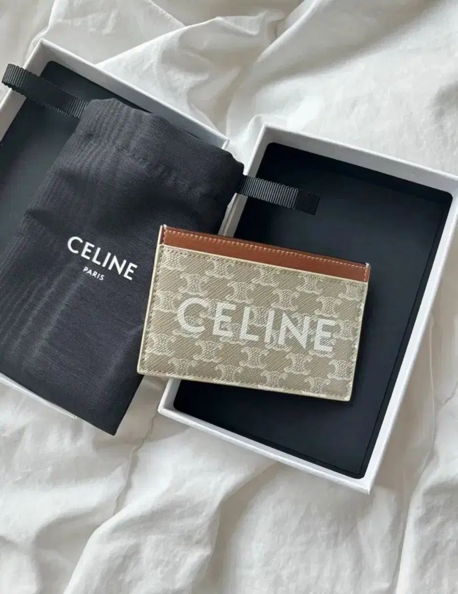Celine セリーヌ