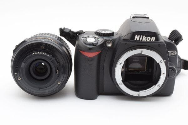 極美品｜Nikon D40 ｜レンズセット｜ショット数15,058 枚｜H099 極美品｜Nikon D40 ｜レンズセット｜ショット数15,058 枚｜H099
