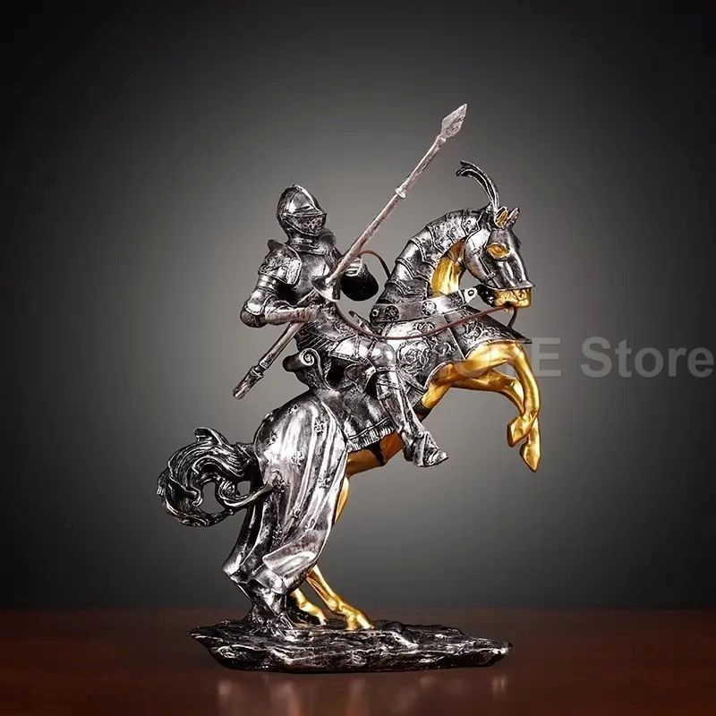 中世の騎士と馬の彫像 - 武器は取り外し