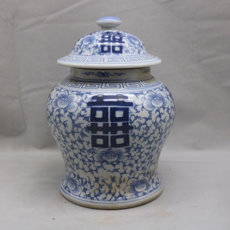 清康煕藍地青花纏枝喜字氷梅紋将軍缶 景徳鎮 陶磁器 装飾品 工芸品美術品 置物 清康煕藍地青花纏枝喜字氷梅紋将軍缶 景徳鎮 陶磁器 装飾品 工芸