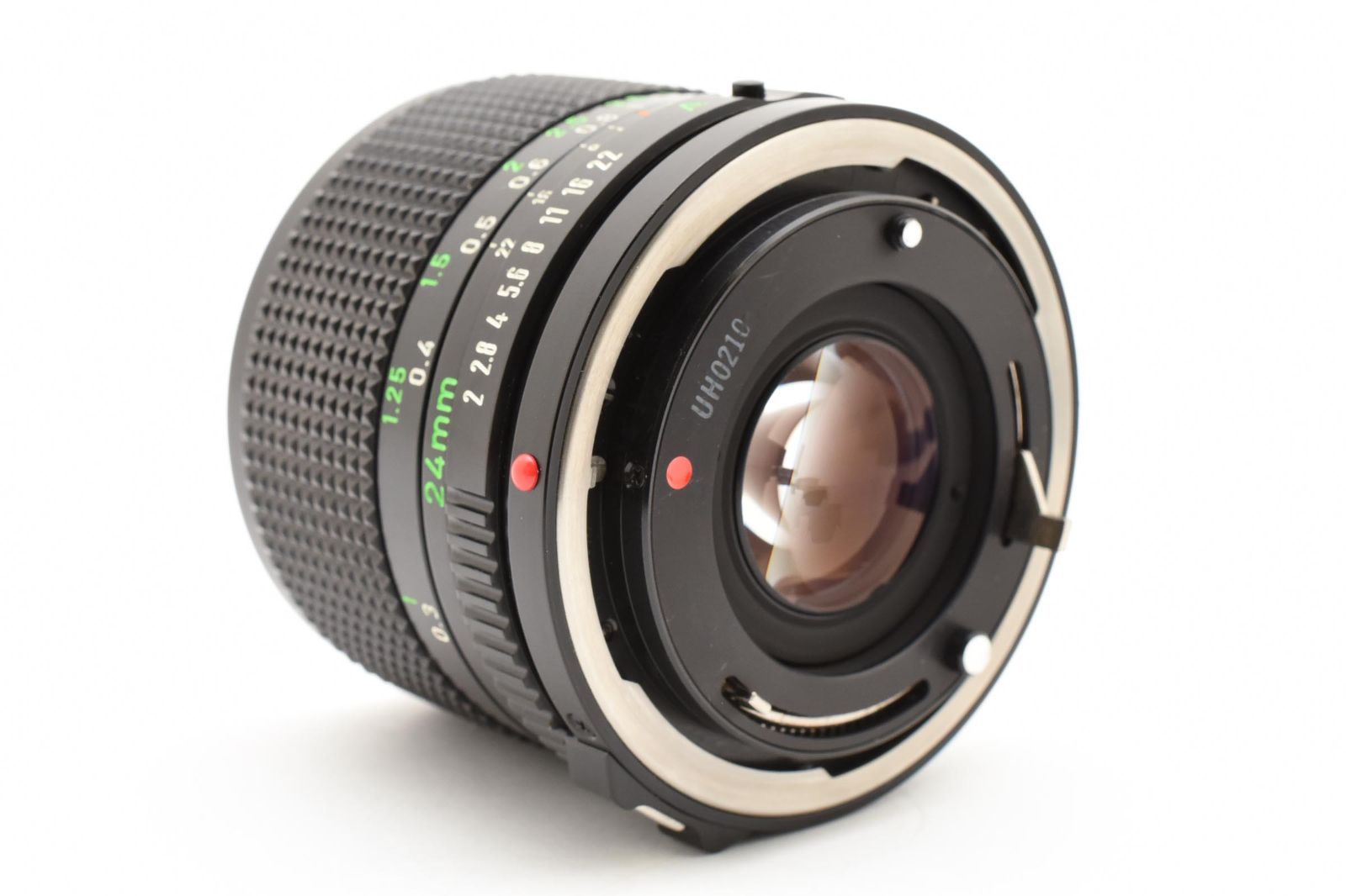 24mm F2