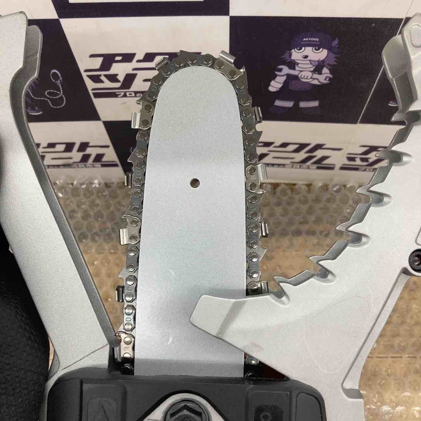 DECKER コードレスハサミ型チェーンソー