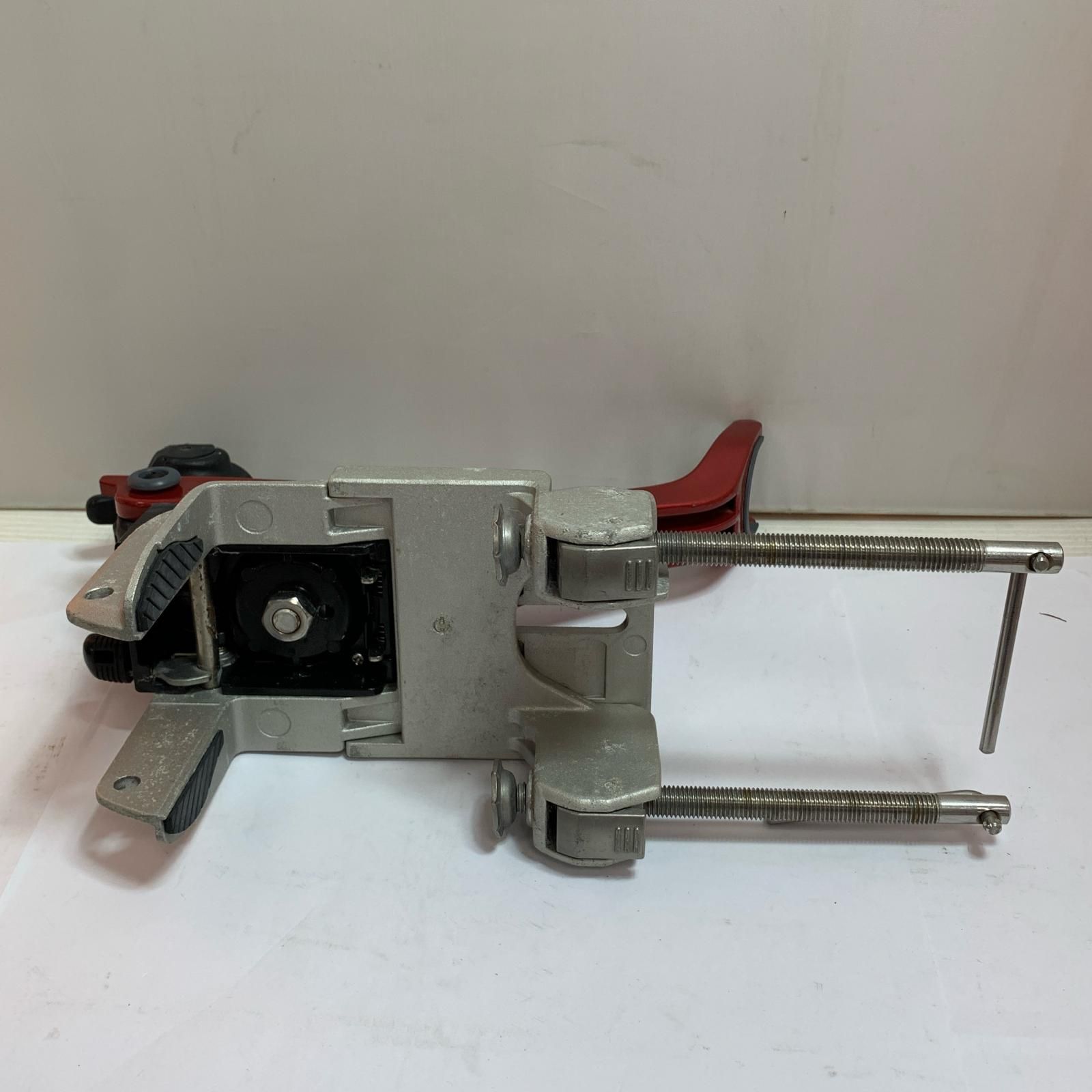 DAIWA ダイワ ロッドホルダー 速攻160 CH レッド