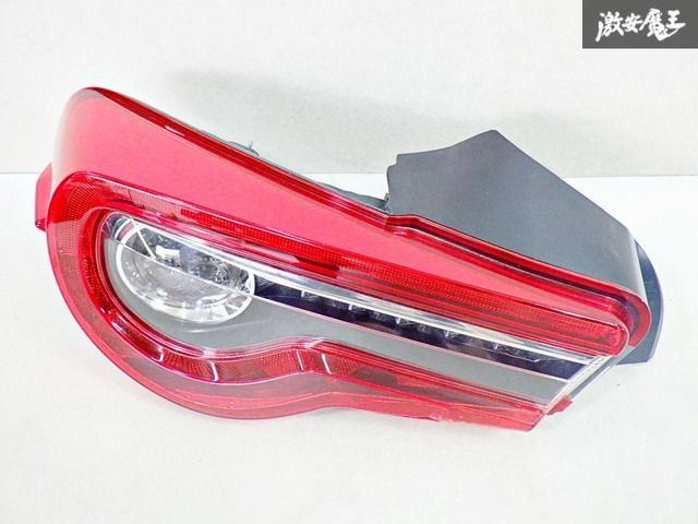 トヨタ GT 86 ZN6 テールランプ　左 KOITO 220-60345 トヨタ GT 86 ZN6 テールランプ 左 KOITO 220-60345 ☆ 新品