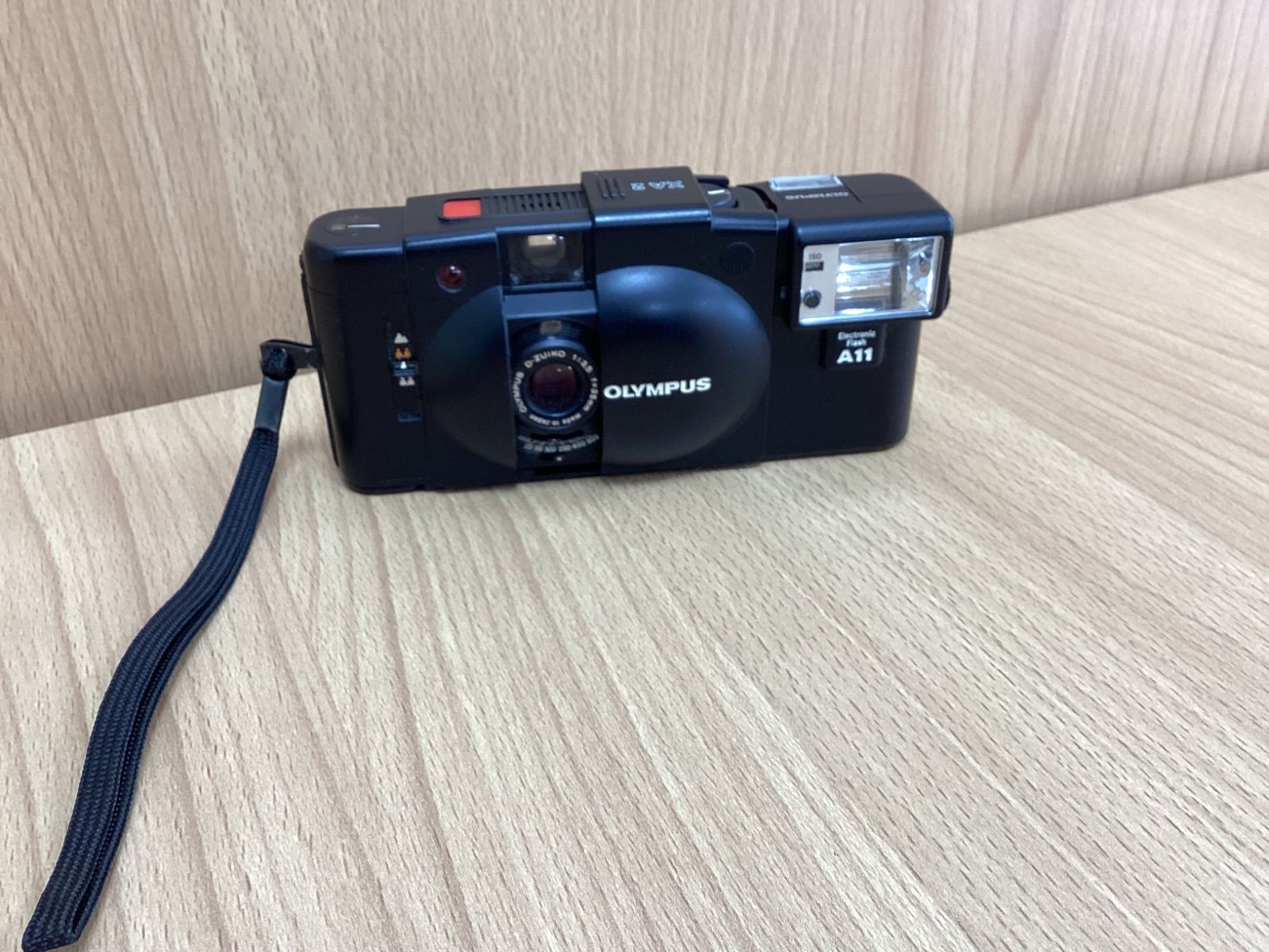 I530 オリンパス コンパクトフィルムカメラ XA2 ジャンク品