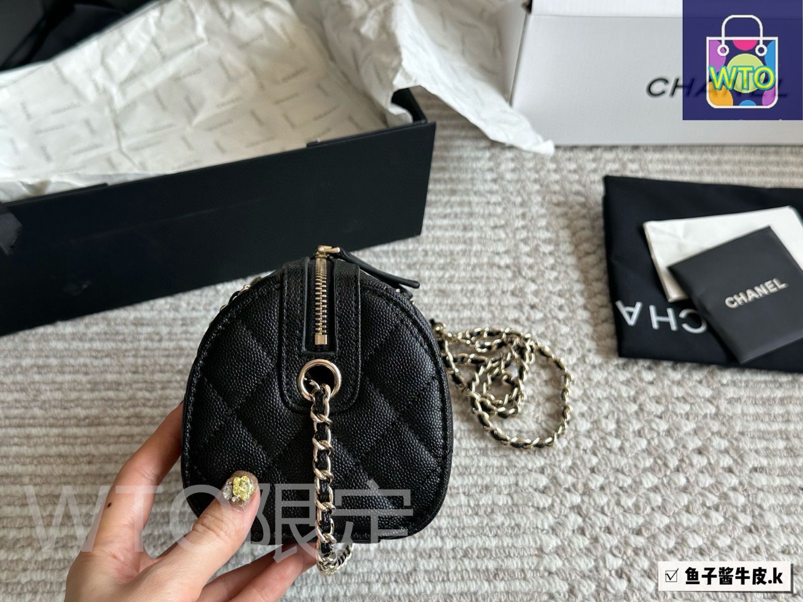 【25P エレガントなデザイン /白&黒】CHANEL スリングバッグ 今日特価】Chanel 25P ボウリングバッグ エレガントブラック