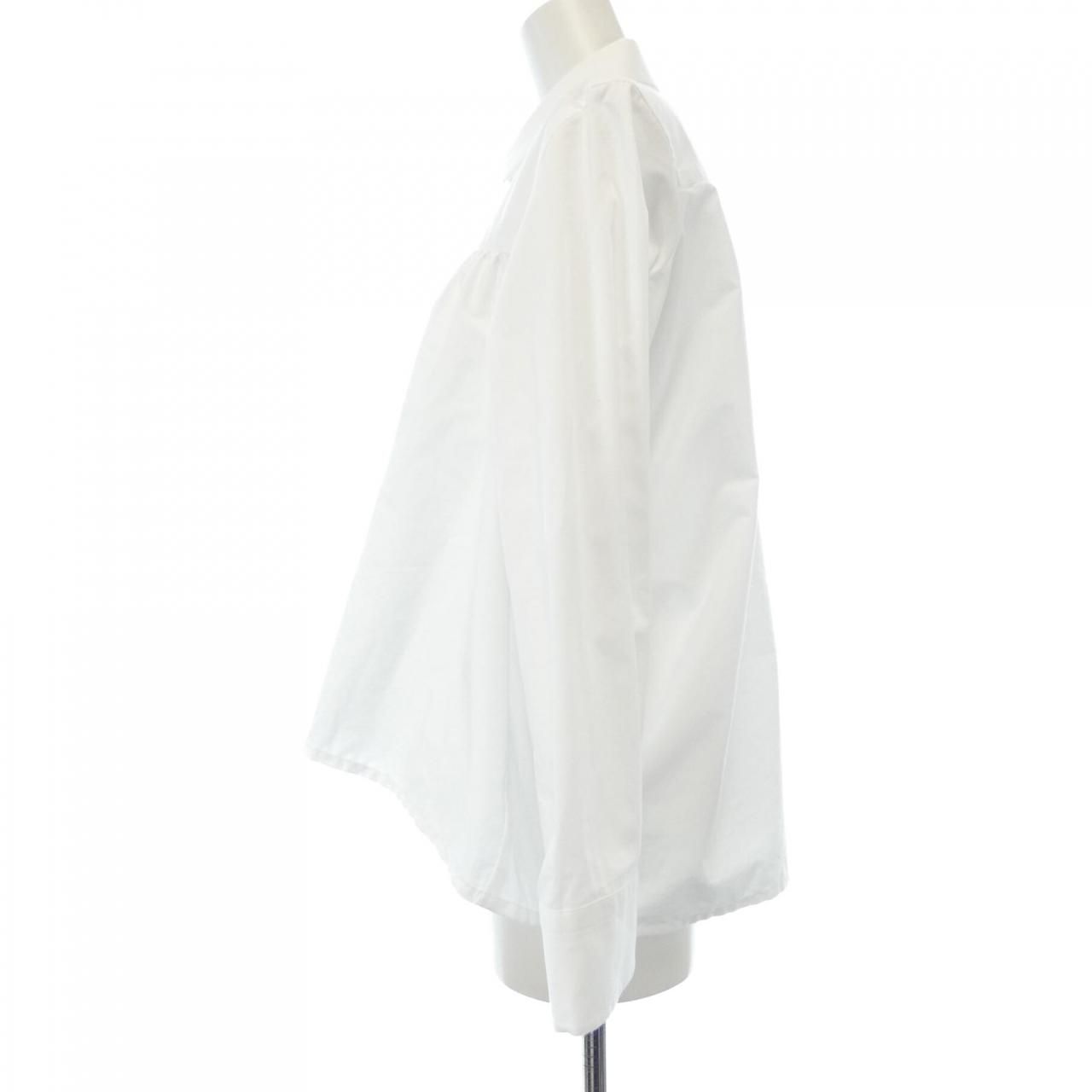 タオコムデギャルソン