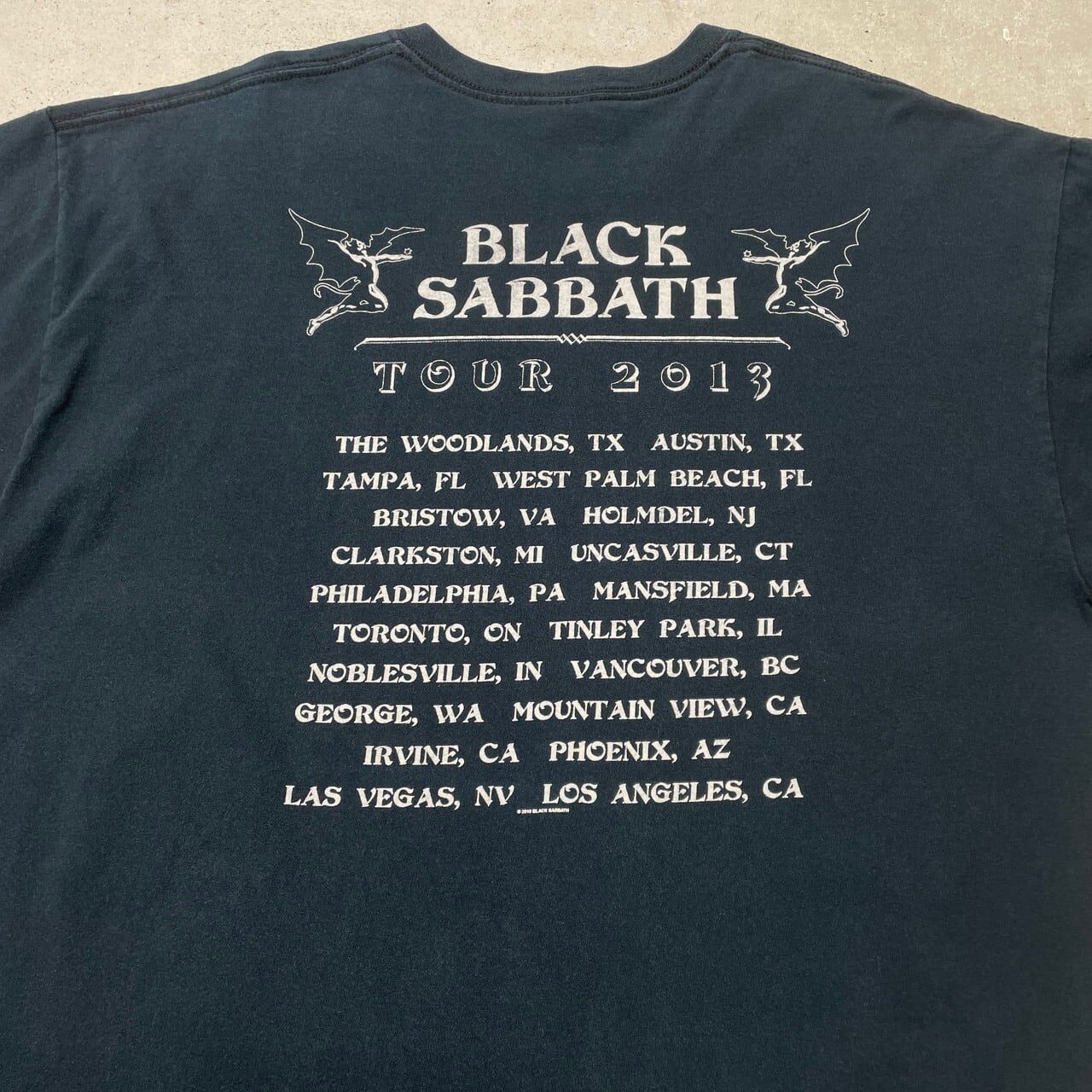 BLACKSABBATH2013年黒ボディツアーTシャツサイズ表記M BLACK SABBATH ブラックサバス TOUR 2013 バンドTシャツ メンズ