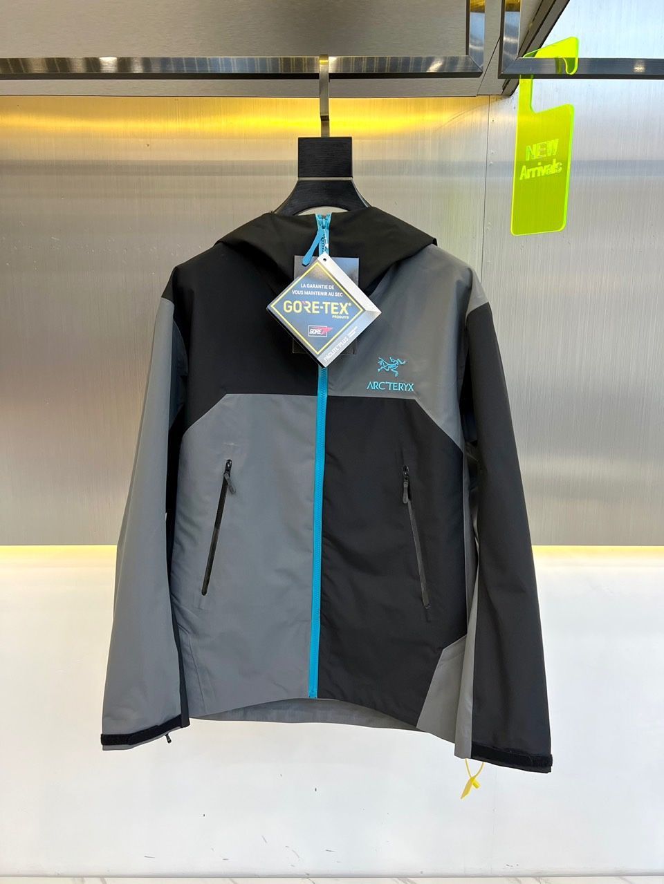 日本未入荷！実物の写真 ARC'TERYX アークテリクス 限定モデル Beta Jacket Recut ゴアテックス ナイロンジャケット  M