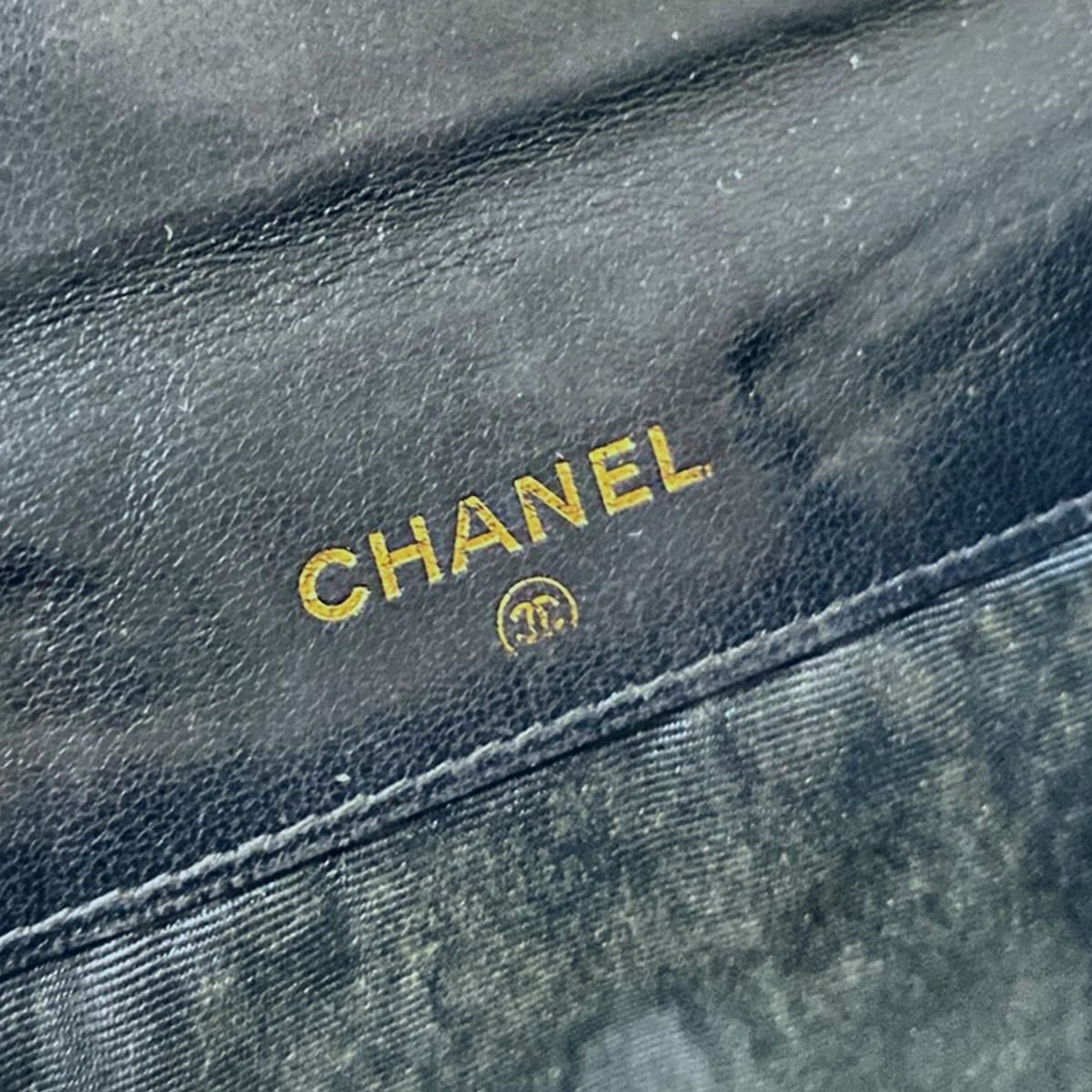 CHANEL シャネル