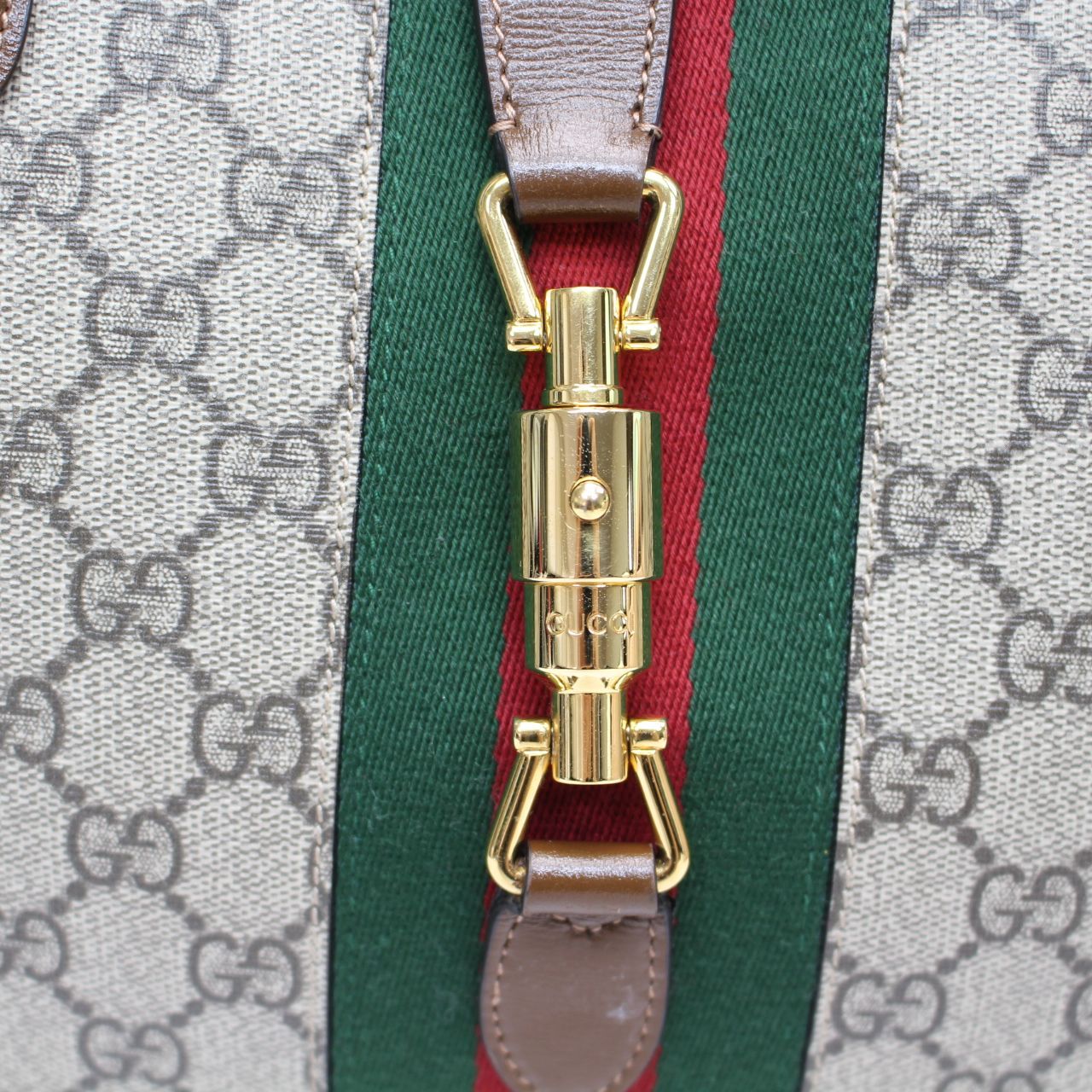 極美品✨GUCCI カメラバッグ GGスプリーム シェリーライン ショルダー 美品】グッチ ショルダーバッグ GGスプリーム シェリーライン