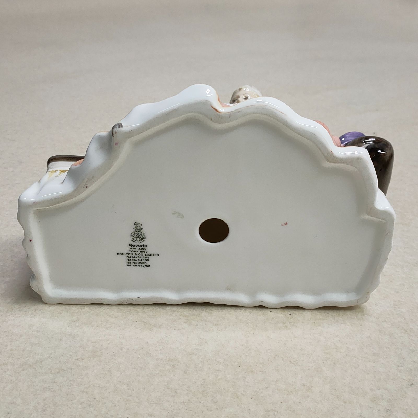 ロイヤルドルトン ROYAL