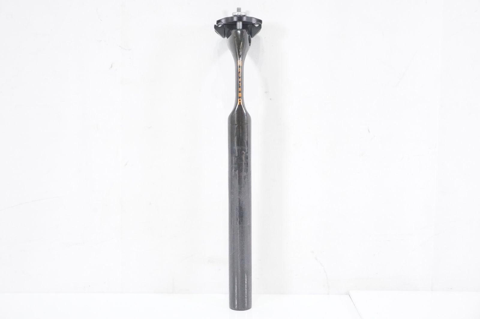 ONEBYESU ワンバイエス MAGATAMA φ27.2 330mm シートポスト | バイチャリAKIBA店