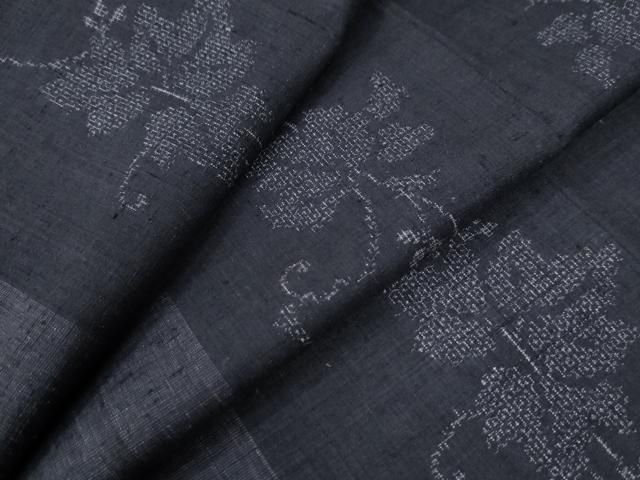 平和屋着物○本場結城紬 重要無形文化財 100亀甲 飛び亀甲柄 蔦の葉花