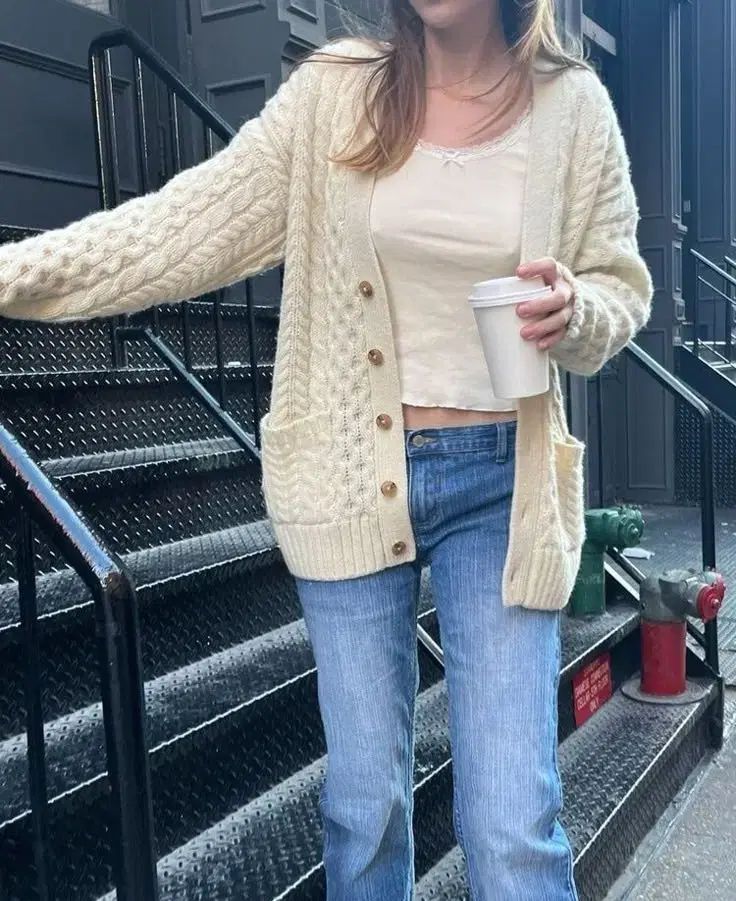 Brandy Melville ブランディー メルビル EVA カーディガン