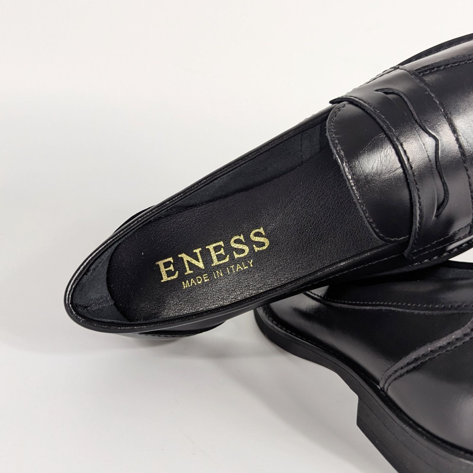 新品未使用品】 ENESS コインローファー 黒 37 - メルカリ