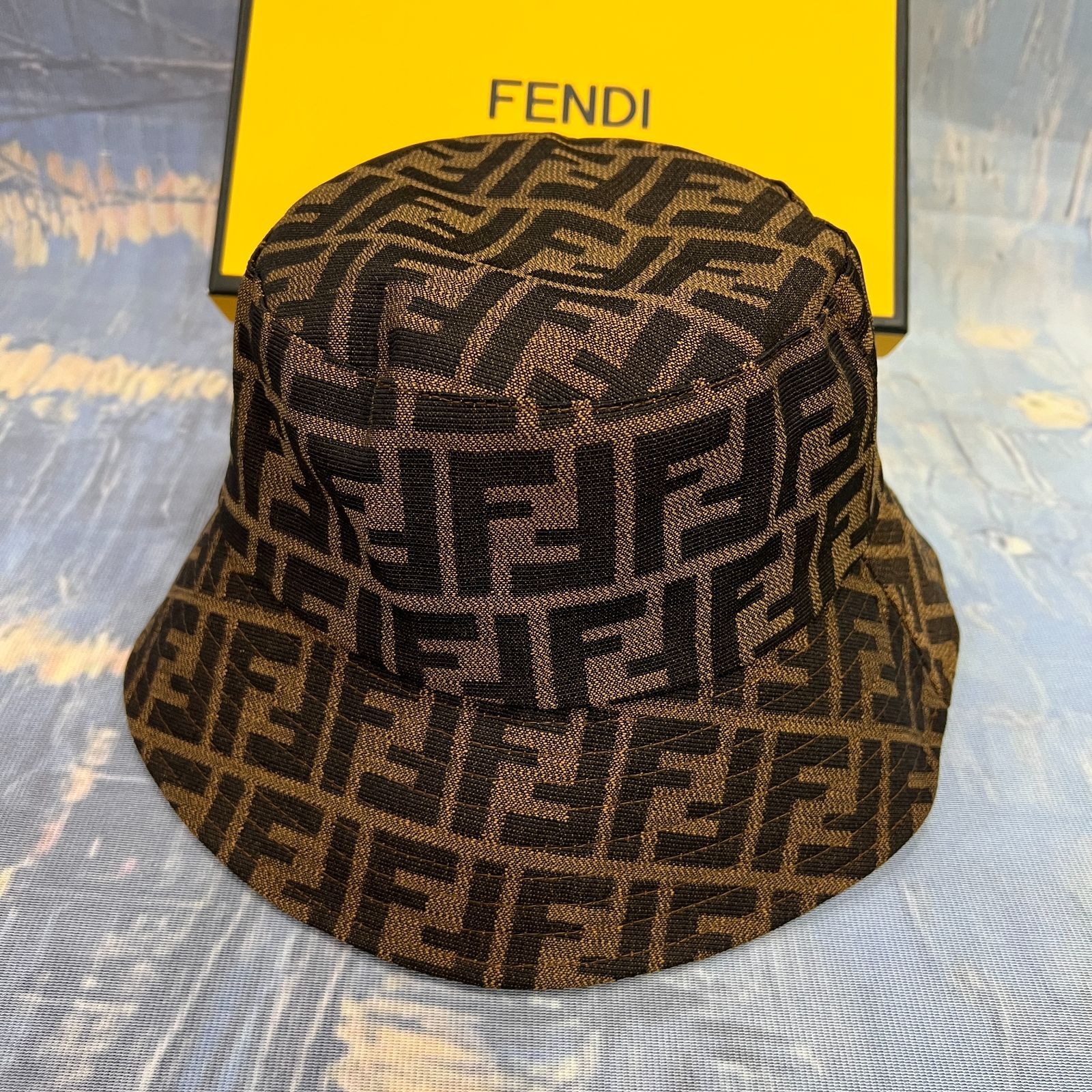 フェンディ FENDI ズッカ柄 バケットハット ブラウン 男女兼用 M