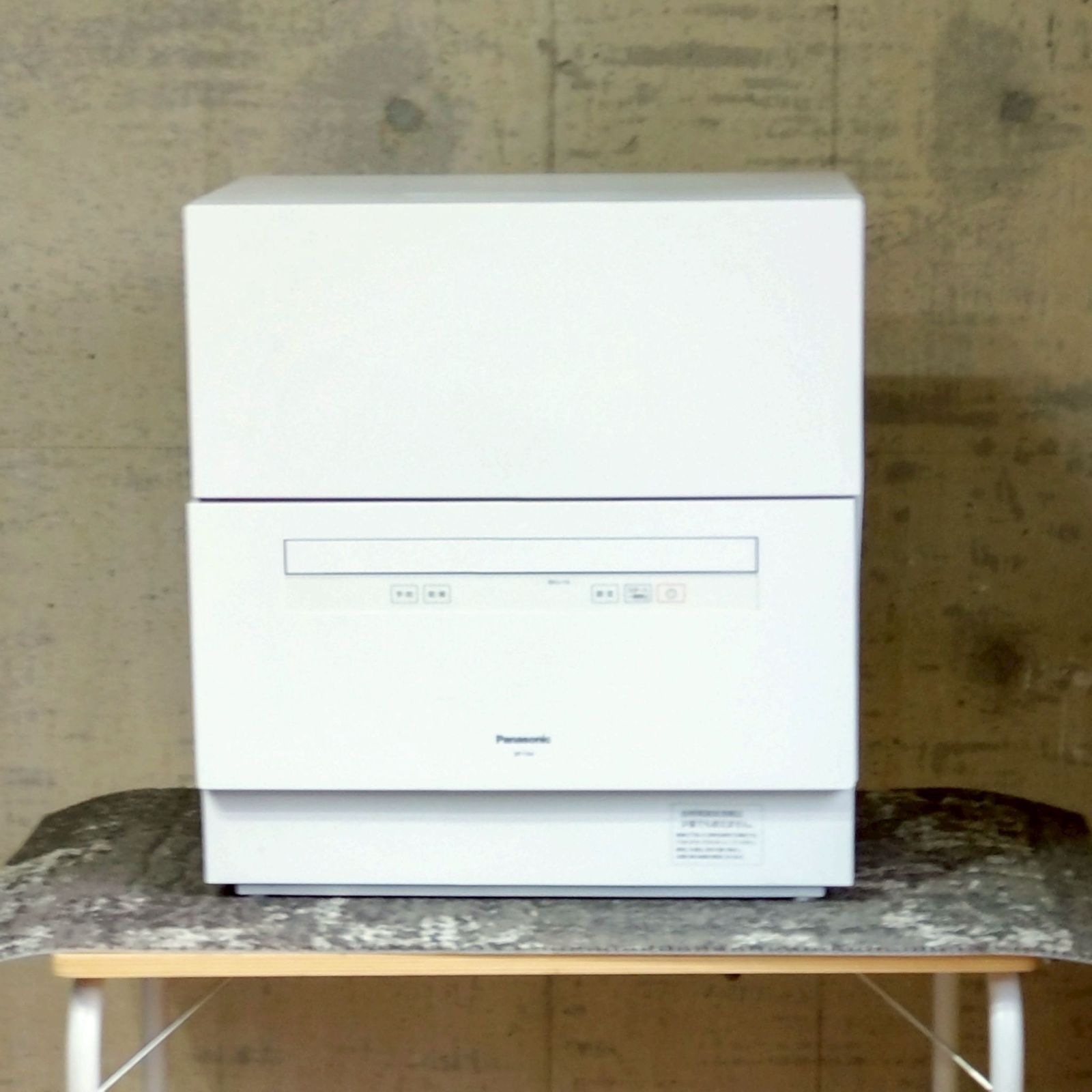 関東一円 品 パナソニック Panasonic 電気食器洗い乾燥機 製 NP-TA4-W C9168