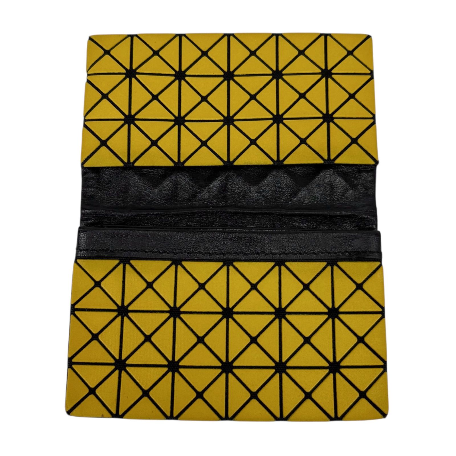 イッセイミヤケ ISSEY MIYAKE BAO BAO 二つ折りカードケース