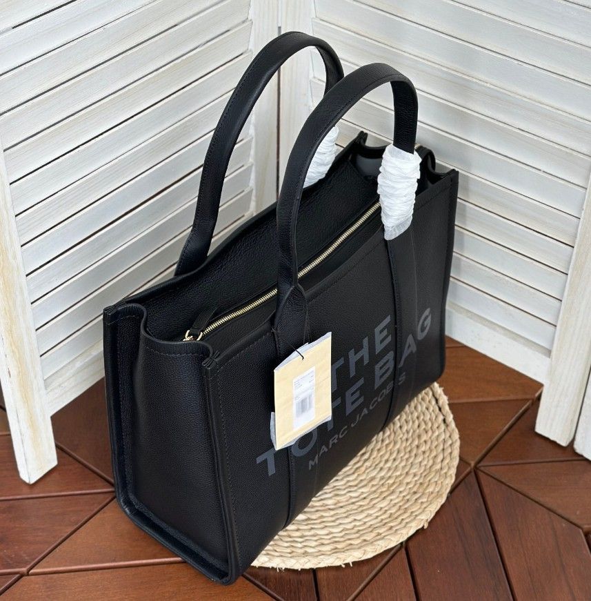 希少！大人気☆24SS！MARC JACOBS ザ レザー トート バッグ ラージ  