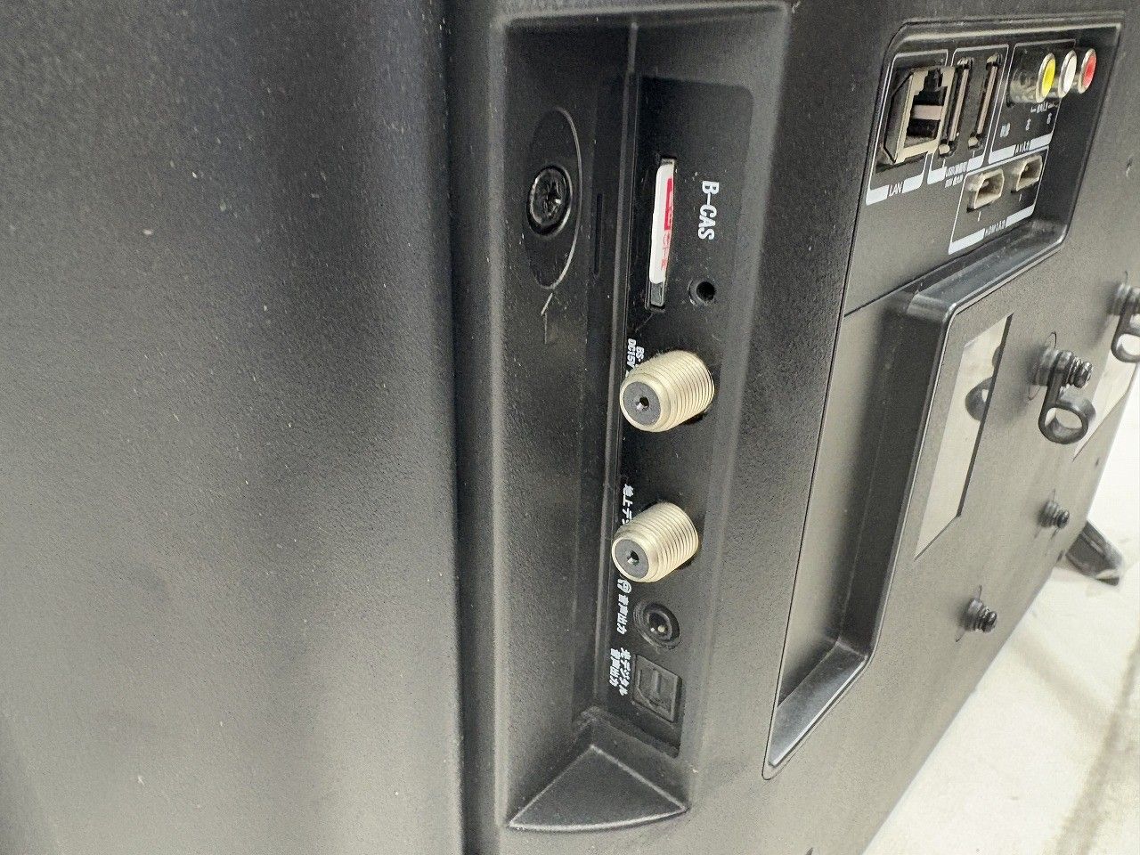 デジタルハイビジョン液晶テレビ J24SK03