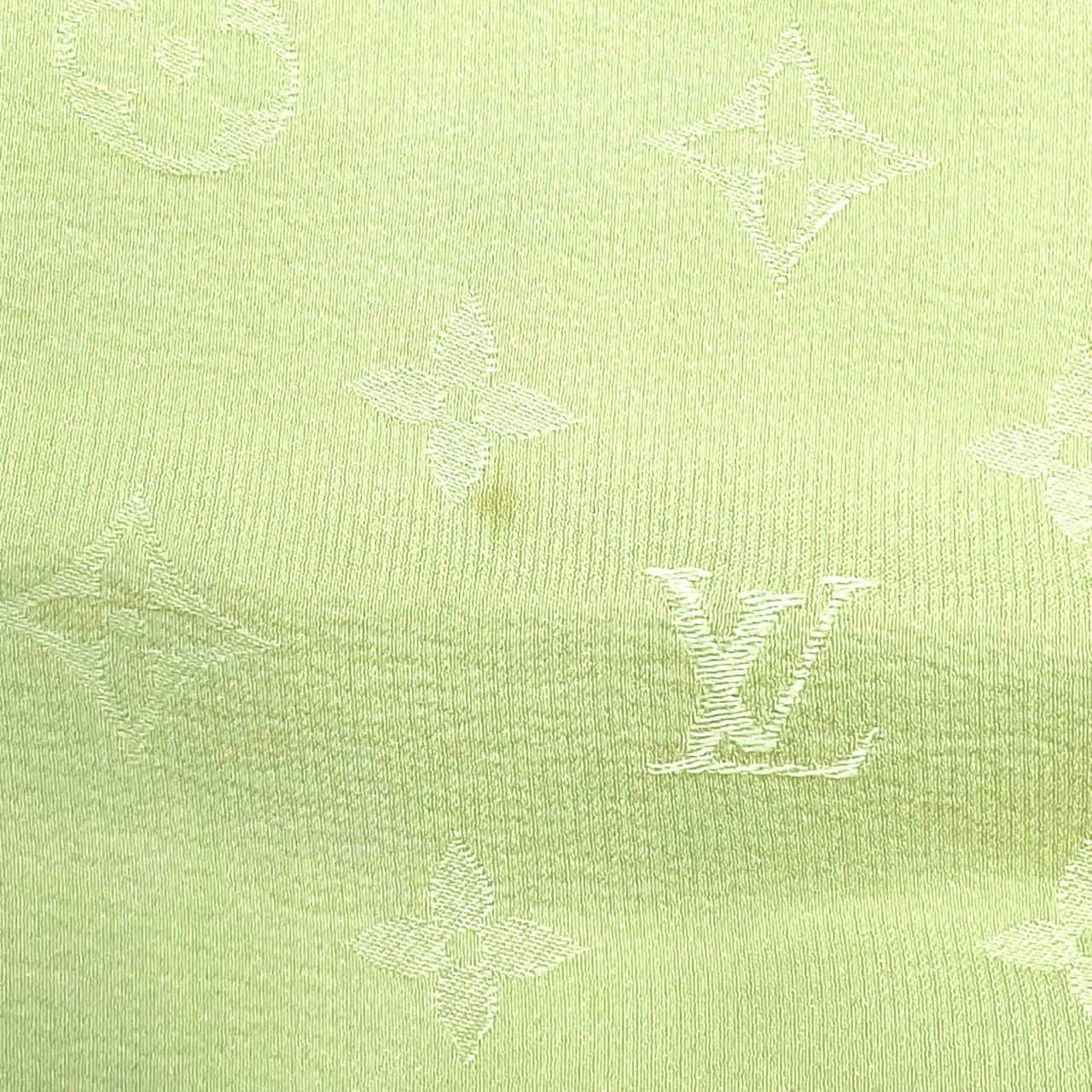 LOUIS VUITTON シルク スカーフ オリーブグリーン ルイ·ヴィトン】夏の装いのポイントに！色鮮やかな新作スカーフ