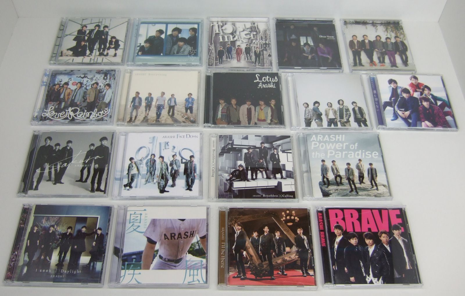 嵐　CDシングル&アルバム23枚セット 嵐 CD まとめ売り シングルCD 23枚 + アルバム 2枚 - メルカリ