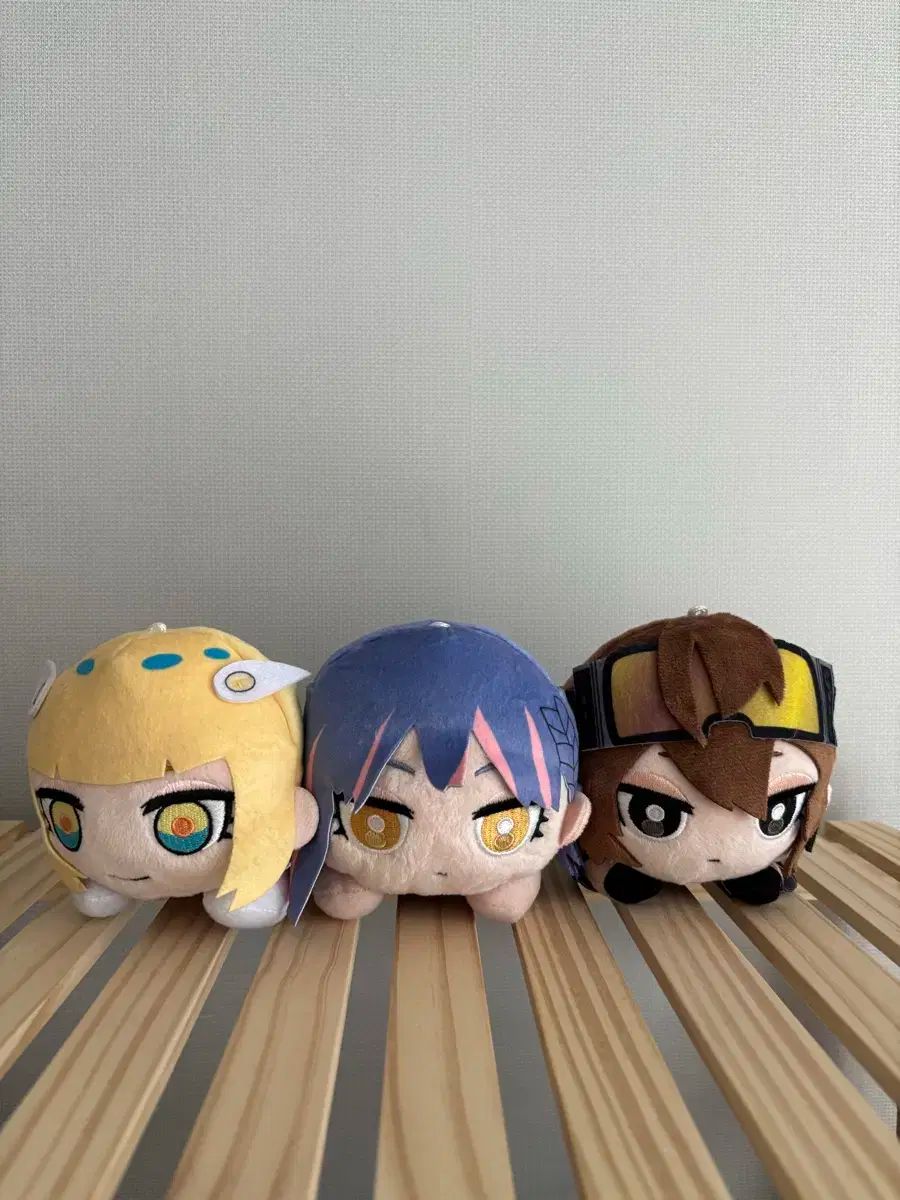 トマヨ タイトーオンラインクレーンぬい ニラヌイ 横たわっている 姿勢