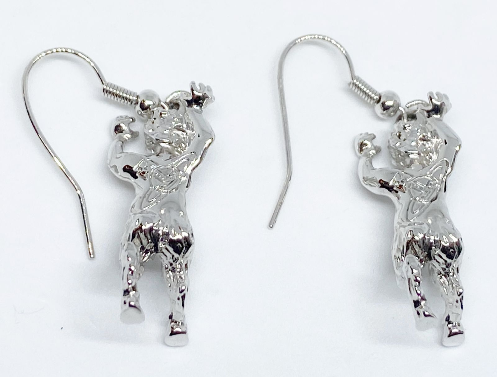 ★vivienne westwood★オーブ＆サティア ドロップピアス 男女兼 ☆vivienne westwood☆オーブ＆サティア ドロップピアス 男女兼