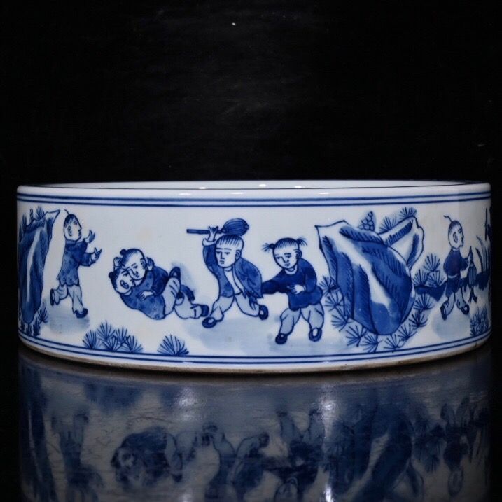 清代の乾隆青花透かし彫りの6つの筆箱  書道具 文房具 工芸品  美術品 置物 清代の乾隆青花透かし彫りの6つの筆箱 書道具 文房具 工芸品