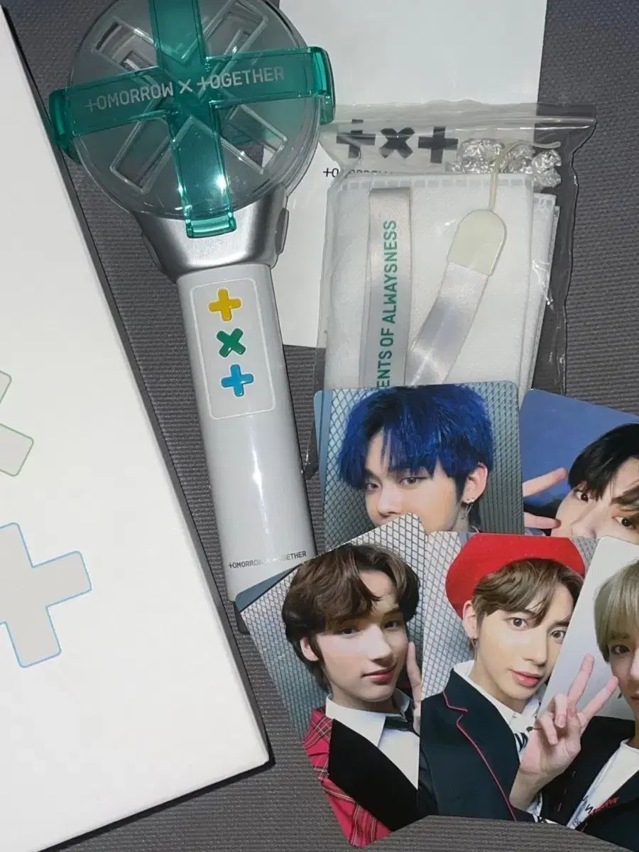TOMORROW X TOGETHER(TXT) MOA棒 TXT ペンライト 1 ギー 付属品