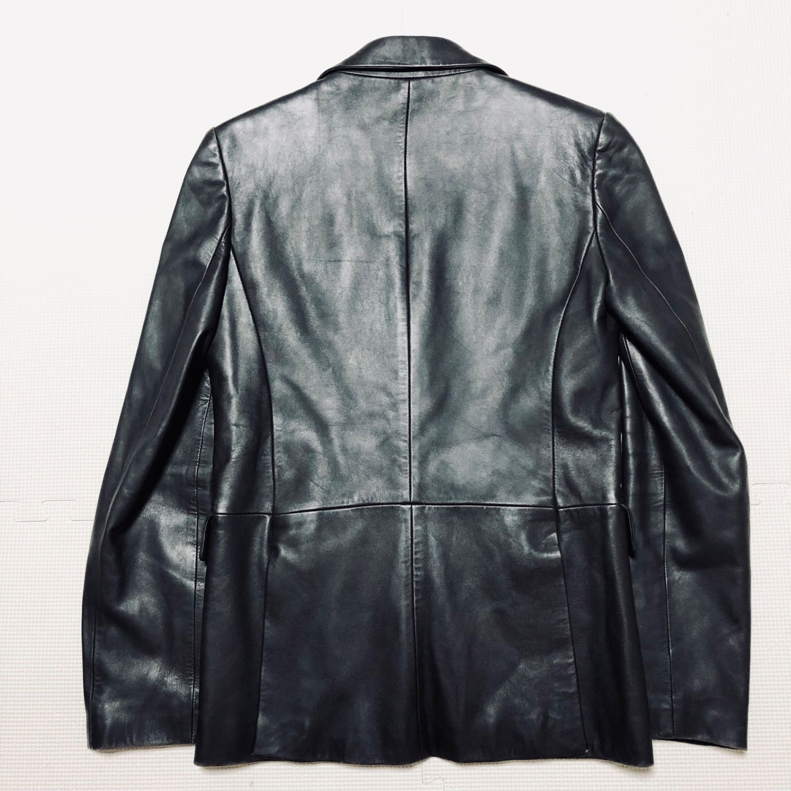 サルヴァトーレフェラガモ　レディース　レザージャケット　ガンチーニ　イタリア製 ジャケット 革 イタリア製 40 レディース サルヴァトーレフェラガモ