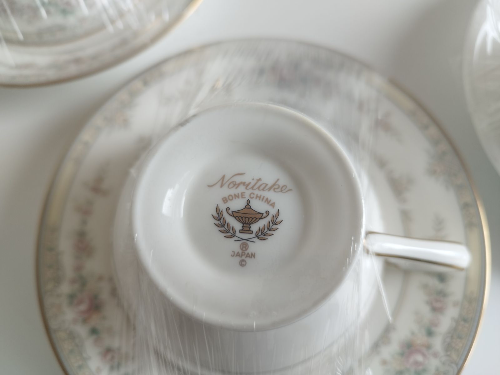 Noritake アフロディーテ9662 ハンプシャー プラチナ ノリタケ 洋食器 C S 6客相当 ティーポット オーバルボウル 大皿 贈答品