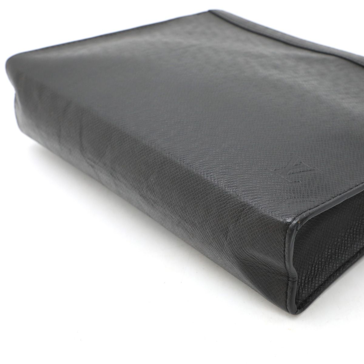 LOUIS VUITTON ルイ ヴィトン タイガ ポシェット ヴォワヤージュMM