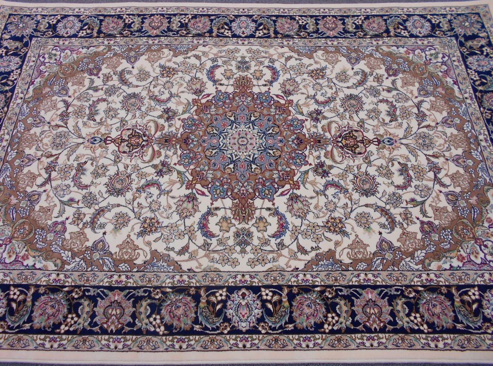 170万ノット！輝く、多色織絨毯！本場イラン産 150×225cm‐200901 