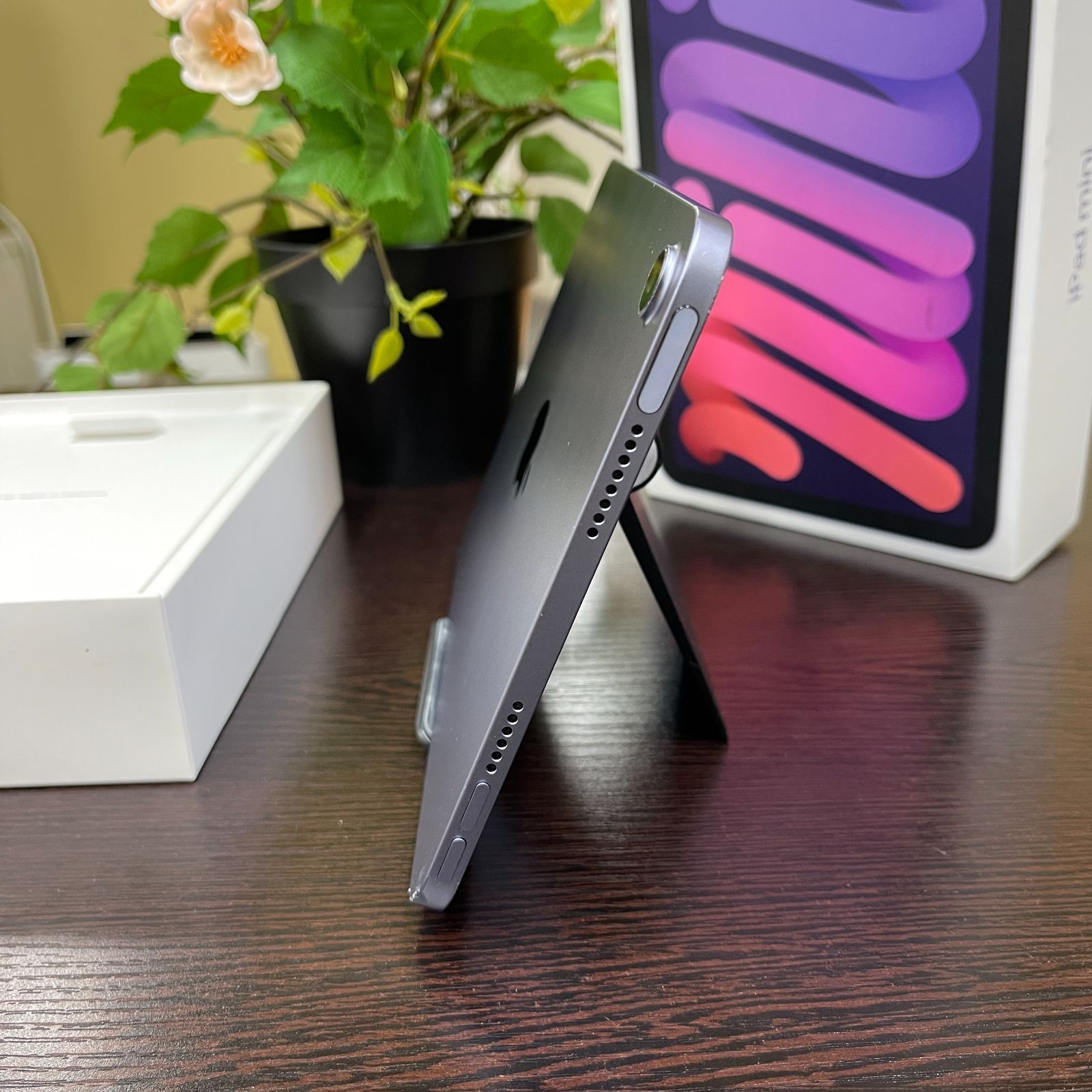 iPad mini 第6世代 64GB WiFiモデル パープル【美品】 iPad mini 6 Wi-Fi 64GB - パープル [整備済製品] - Apple（日本）