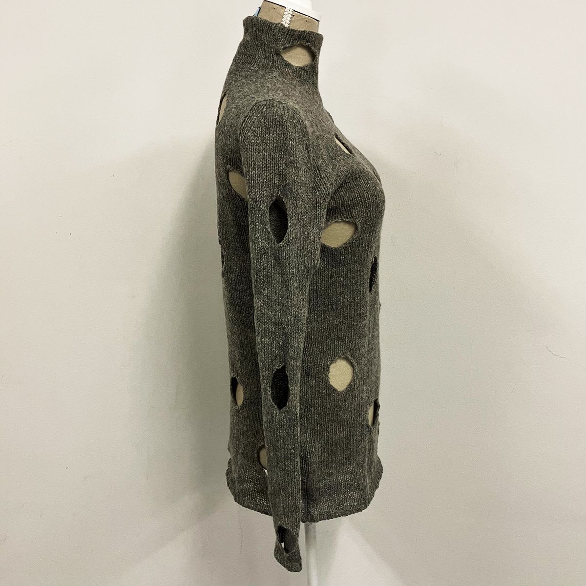 PRADA ブラック ニット ネックウォーマー 370115309_3.jpg