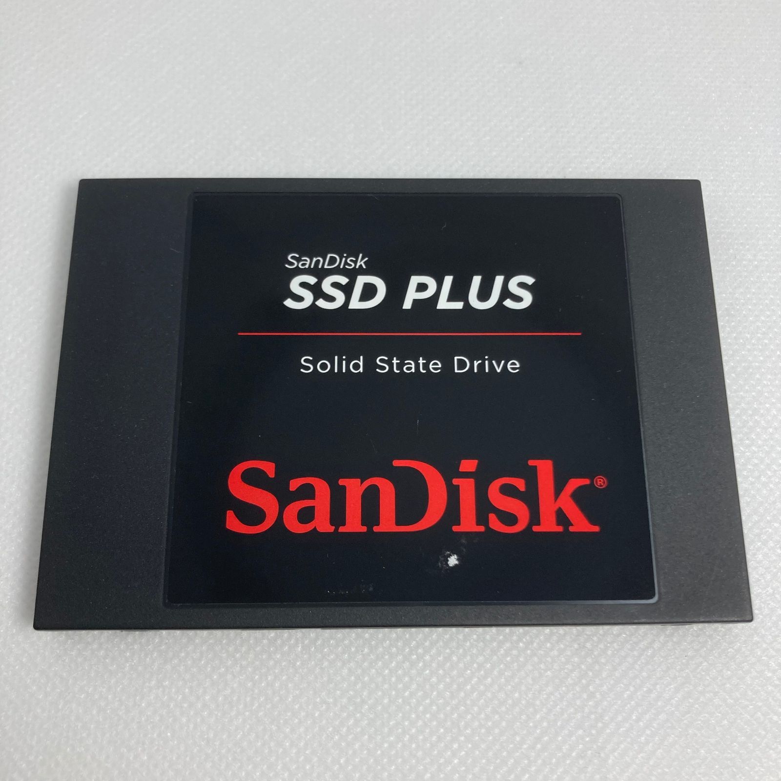 SanDisk SSD PLUS 240GB 2.5インチ / 約 300 時間 / SDSSDA-240G サンディスク /sandisk【229】  - メルカリ