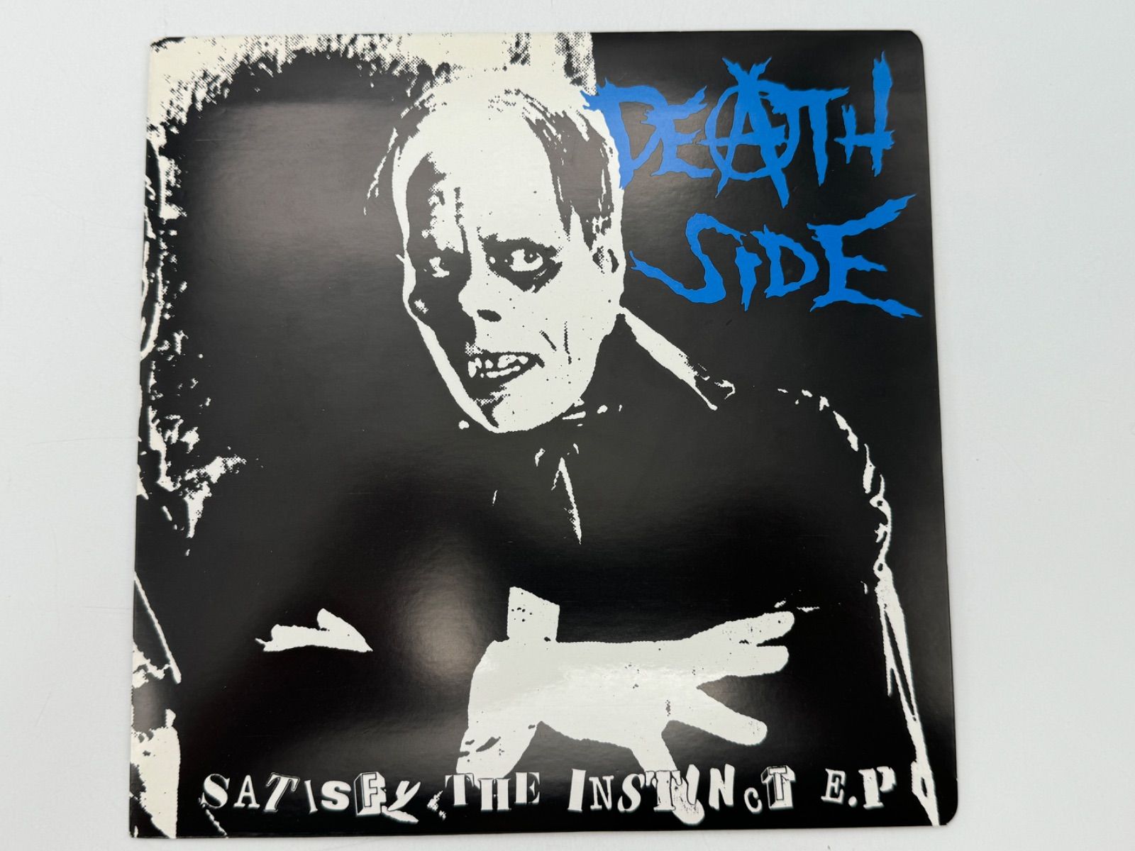 DEATH SIDE / SATISFY THE INSTINCT / E.P DEATH SIDE DEATH SIDE / SATISFY THE INSTINCT / E.P DEATH SIDE