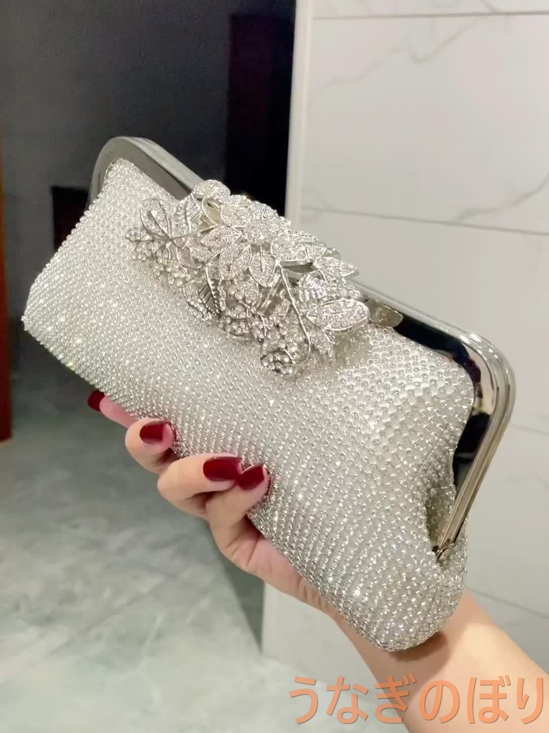 【極美品】イヴ・サンローラン クラッチバックSAINT LAURENT デカロゴ 美品】YSL イヴサンローラン クラッチバッグ（超美品❗️YSL