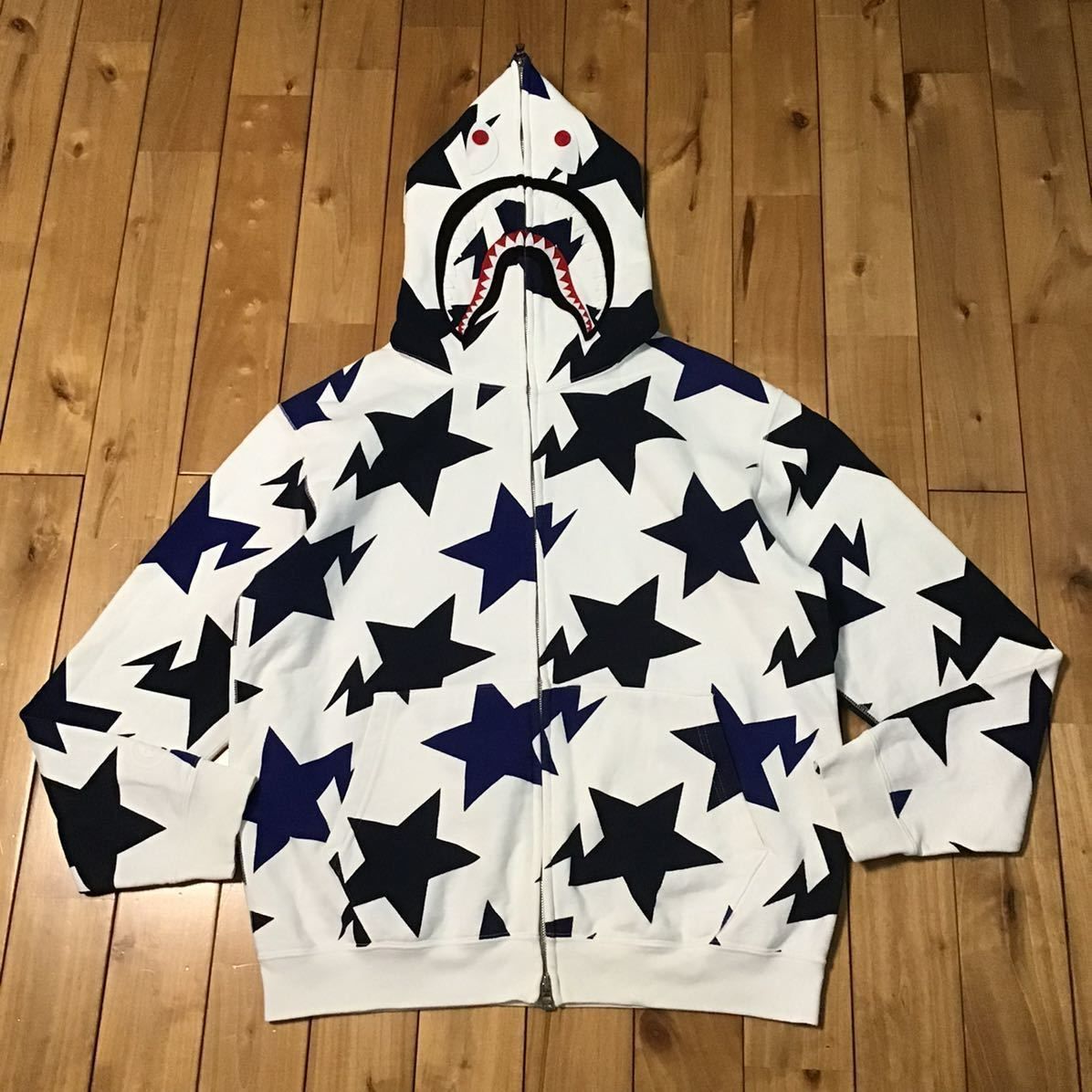 ★NFS限定★ スター シャーク パーカー Mサイズ a bathing ape BAPE STA shark full zip hoodie エイプ  ベイプ アベイシングエイプ