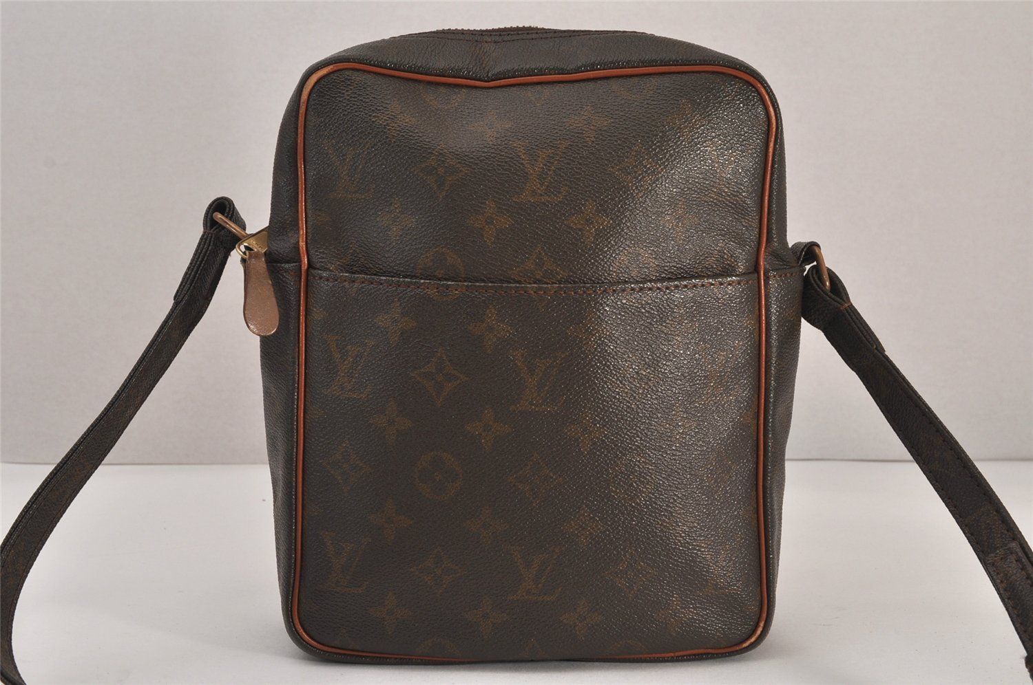 ⭐️美品⭐️ルイヴィトン　プチマルソー　ショルダーバッグ　メンズ　レディース　男女 LOUIS VUITTON ルイヴィトン モノグラム プチ マルソー