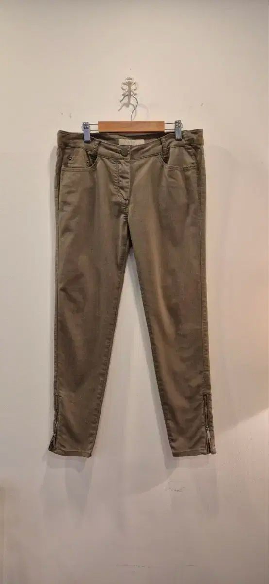 LEBEIGE カーキ コットン パンツ